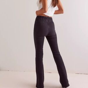 Free People WE THE FREE Jayde Flare Jeans